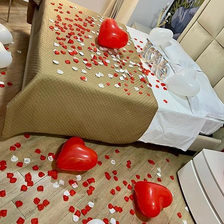 In Piazzetta Bed & Breakfast Napoli Dış mekan fotoğraf