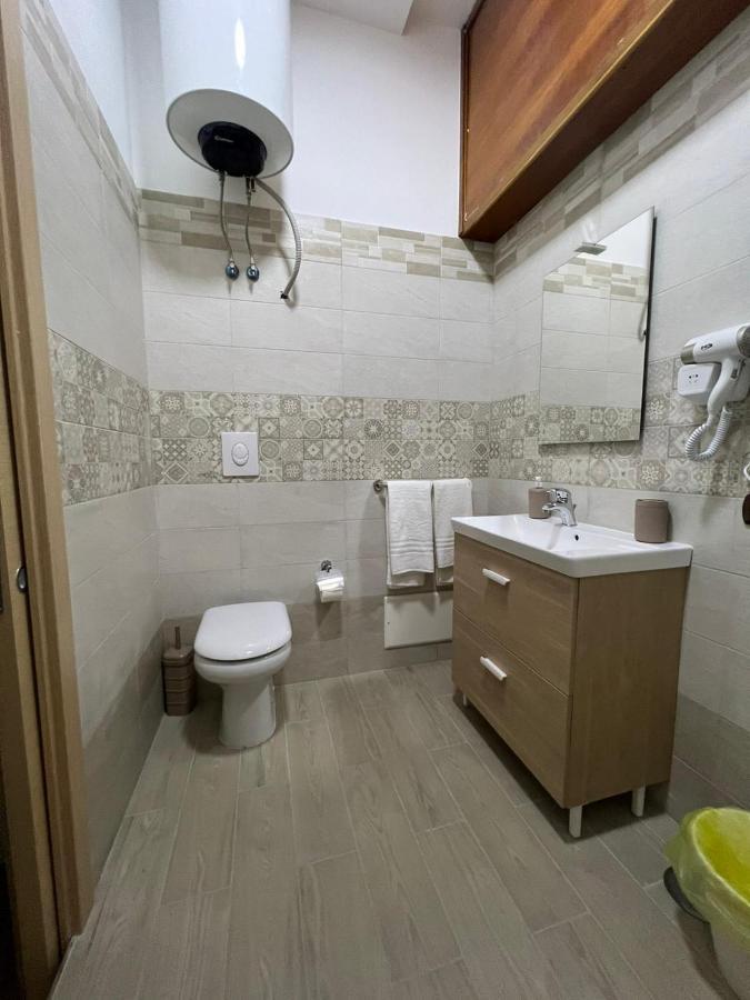 In Piazzetta Bed & Breakfast Napoli Dış mekan fotoğraf