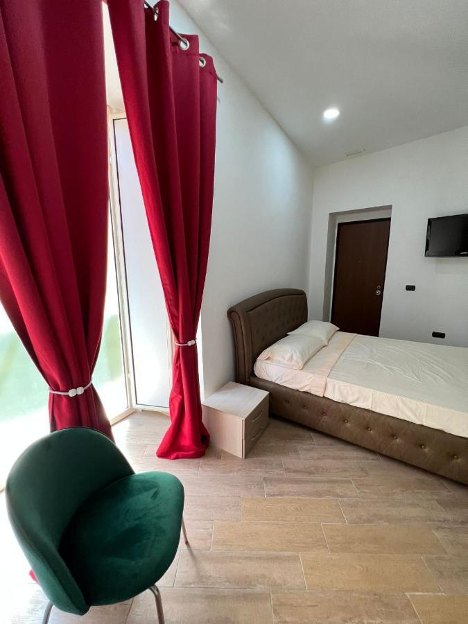 In Piazzetta Bed & Breakfast Napoli Dış mekan fotoğraf