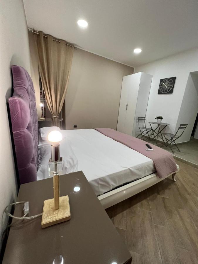 In Piazzetta Bed & Breakfast Napoli Dış mekan fotoğraf
